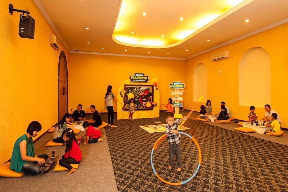 Yasmin Hotel Puncak Exterior photo